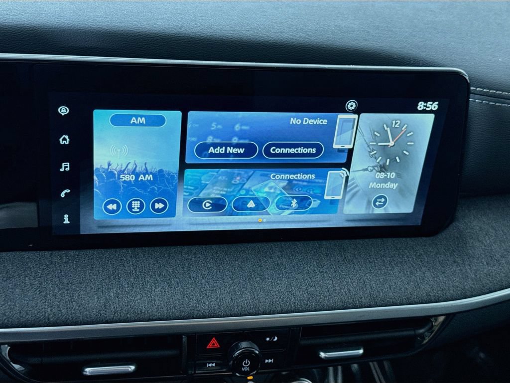 Certified 2025 Nissan Kicks SV AWD/4WD image 7