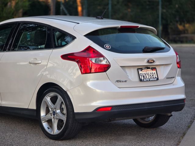 Used 2012 Ford Focus Titanium w/ Titanium Handling Pkg FWD image 15