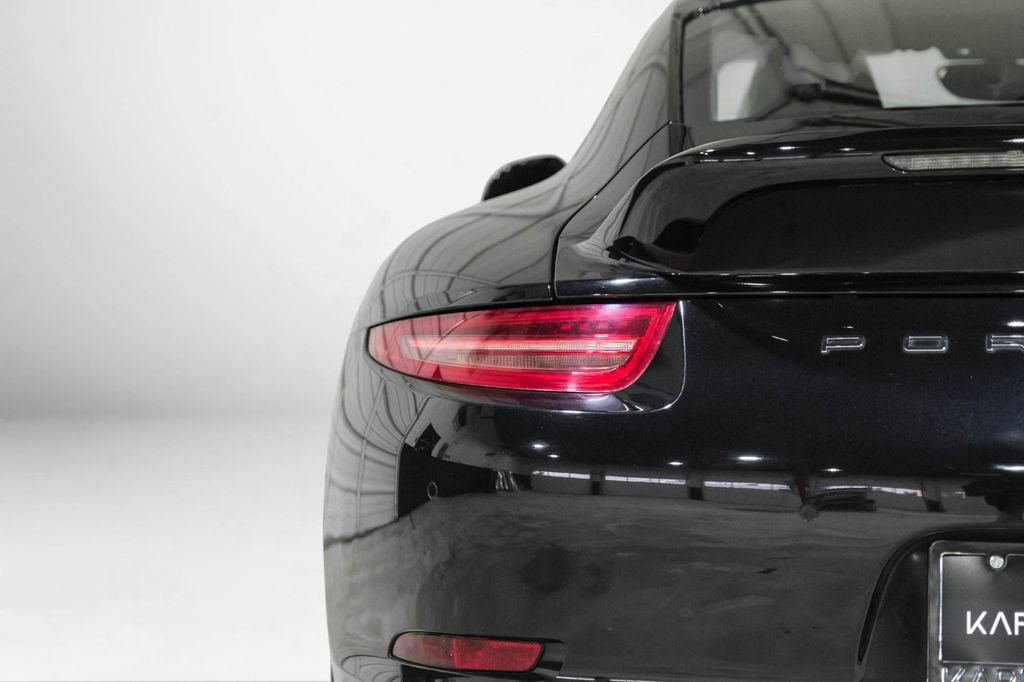 Used 2016 Porsche 911 Carrera Black Edition RWD image 48