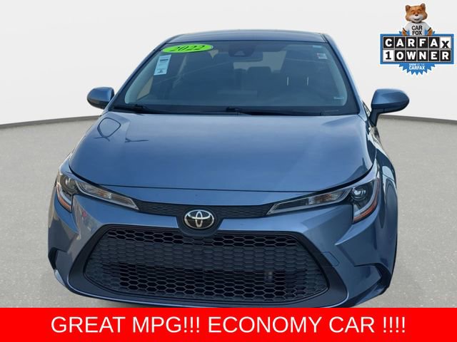 Used 2022 Toyota Corolla LE image 2
