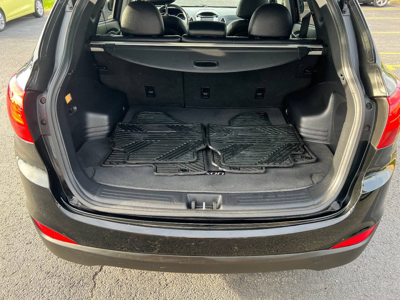 Used 2013 Hyundai Tucson Limited w/ Premium Pkg FWD image 15
