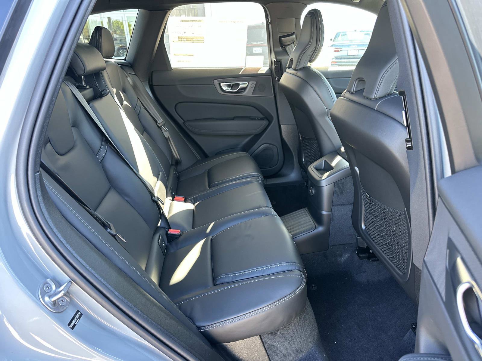 New 2026 Volvo XC60 T8 Ultra w/ Climate Package PRO AWD/4WD image 19