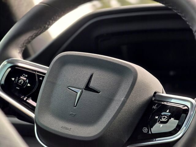 Used 2022 Polestar Polestar 2 w/ Performance Package AWD/4WD image 13