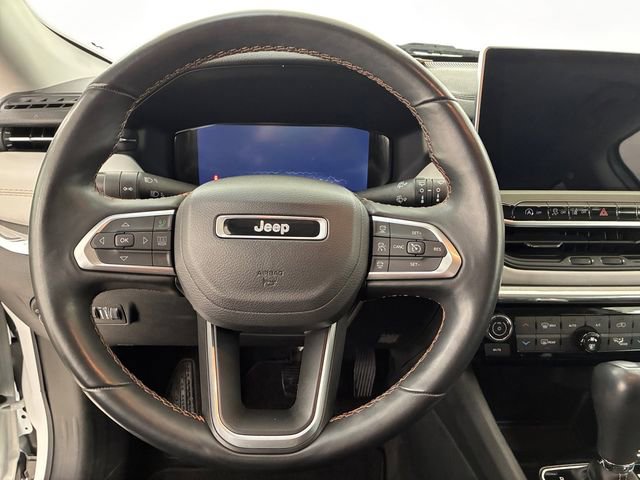 Used 2022 Jeep Compass Limited w/ Elite Group AWD/4WD image 22