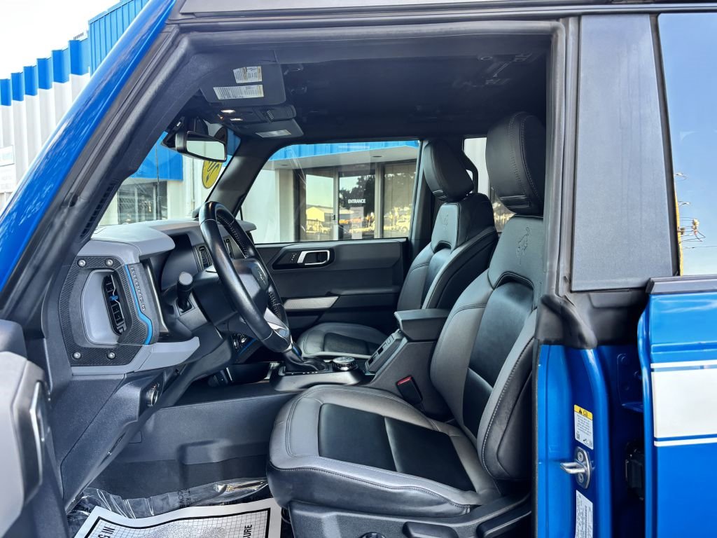 Used 2022 Ford Bronco Black Diamond w/ Sasquatch Package image 12