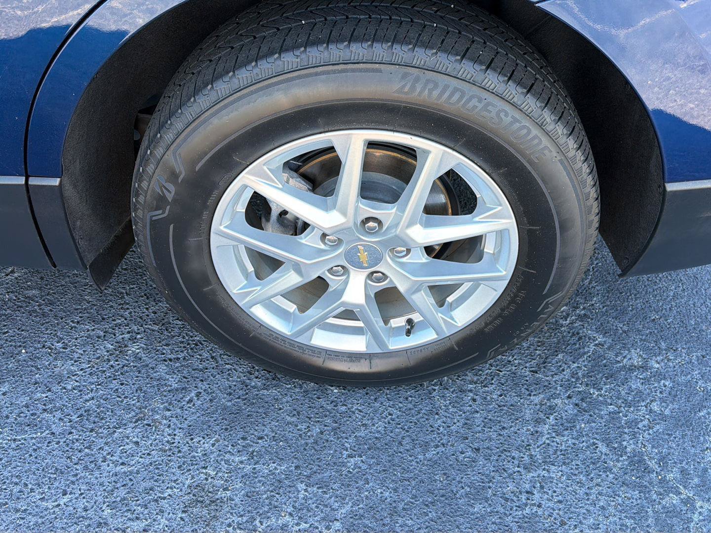Used 2022 Chevrolet Equinox LS AWD/4WD image 36