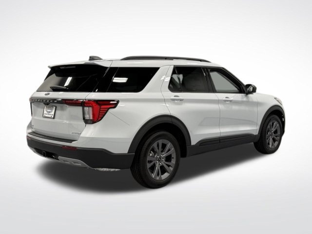 New 2026 Ford Explorer Active w/ Active Comfort Package AWD/4WD image 8