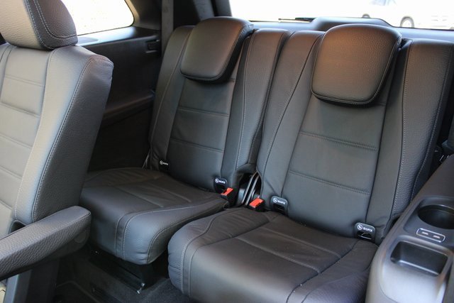 Used 2024 Mercedes-Benz GLS 450 4MATIC w/ AMG Line Exterior image 14