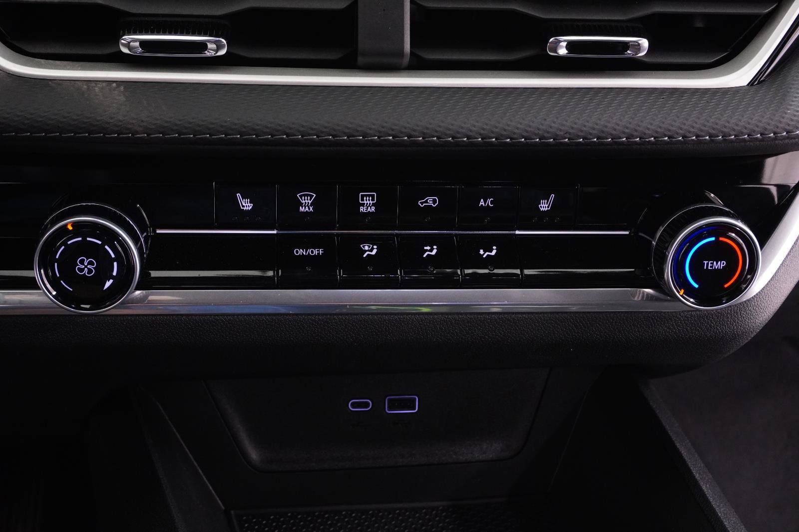 New 2026 Chevrolet Equinox LT w/ Midnight Edition image 25