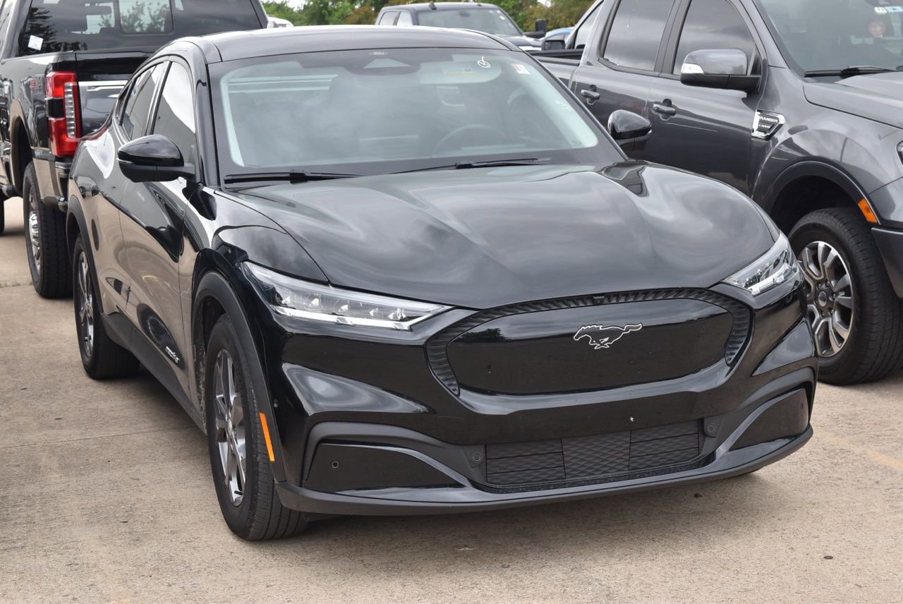 Used 2023 Ford Mustang Mach-E Select image 4