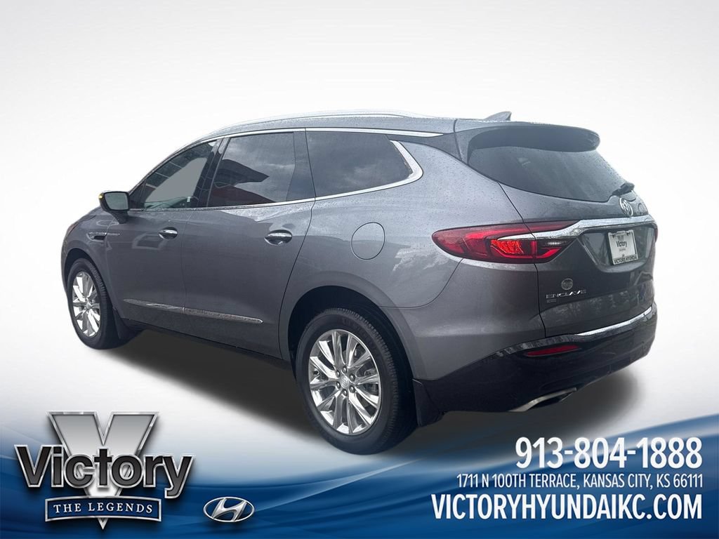 Used 2021 Buick Enclave Premium w/ Sun and Sites Package AWD/4WD image 3