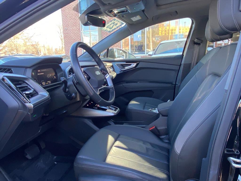 Used 2023 Audi Q4 e-tron Premium Plus w/ Premium Plus image 12