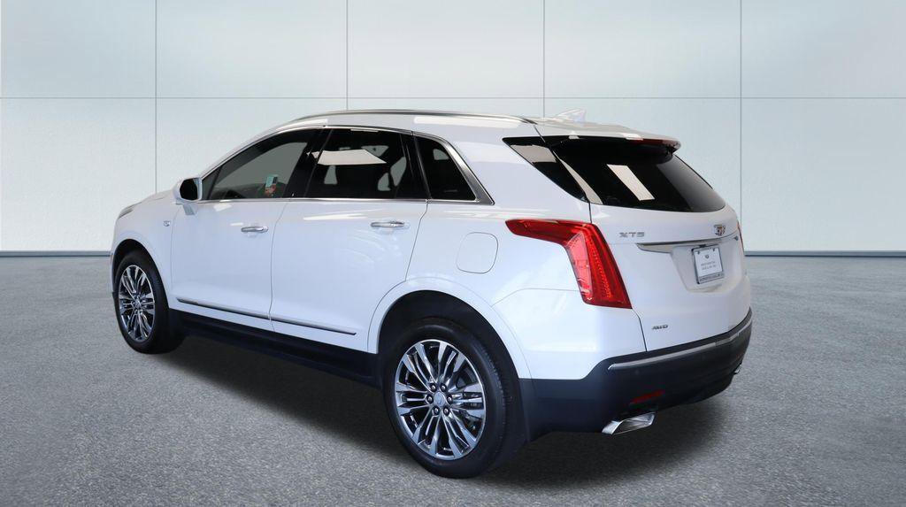 Used 2019 Cadillac XT5 Premium Luxury AWD/4WD image 3