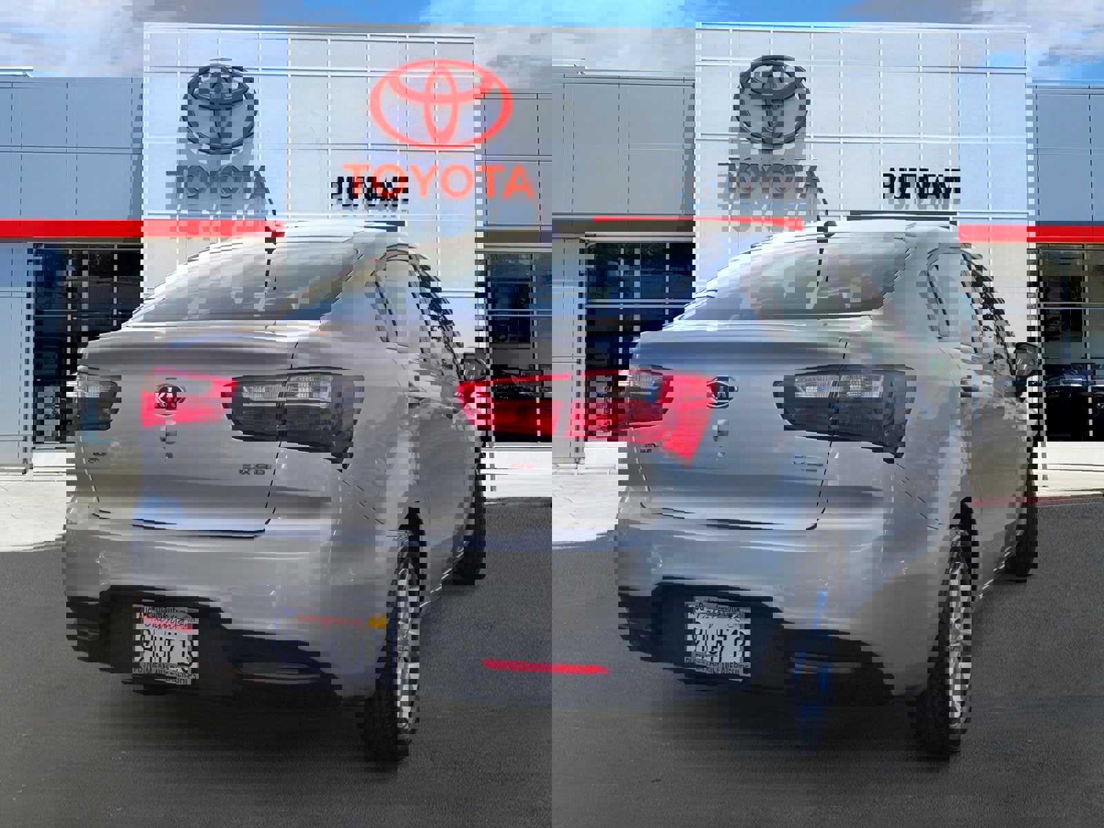 Used 2012 Kia Rio EX w/ Convenience Pkg image 4