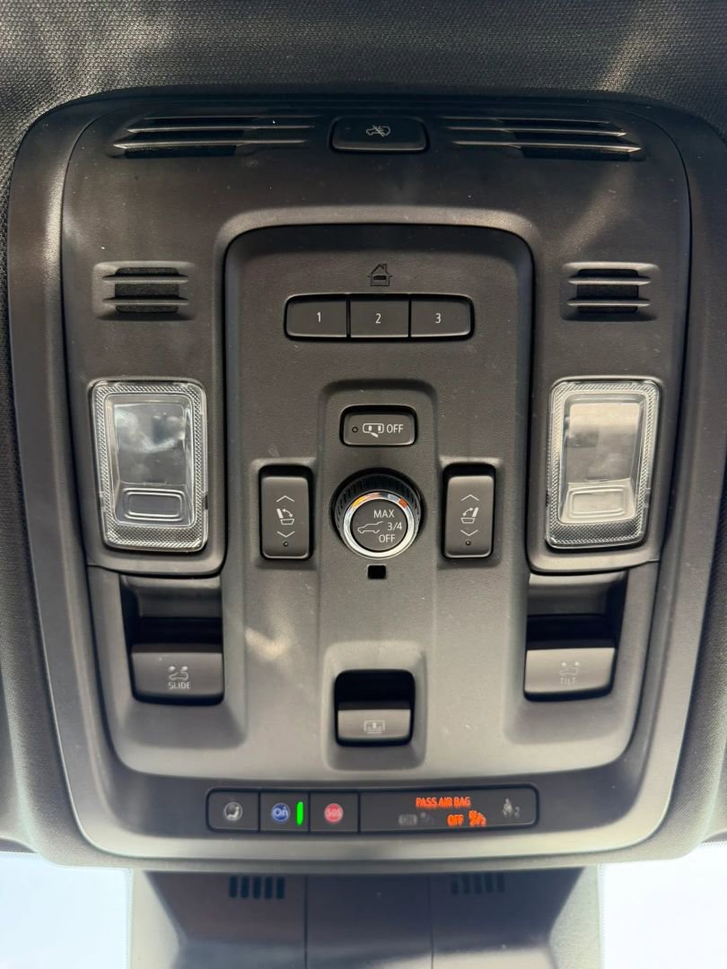 Used 2022 Cadillac Escalade Sport RWD image 35