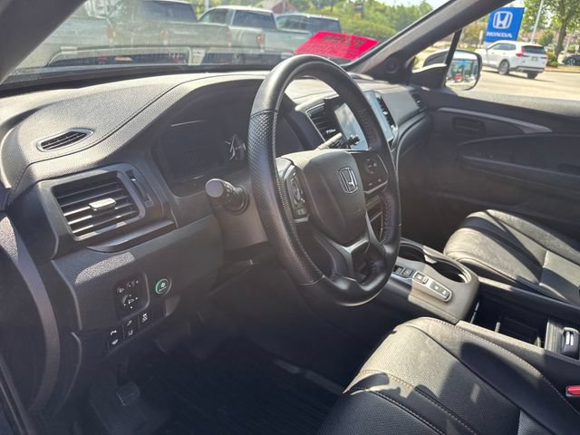 Used 2023 Honda Passport TrailSport image 15