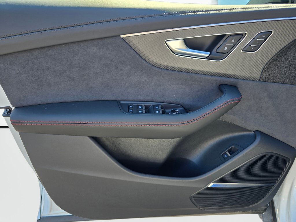New 2026 Audi SQ8 Prestige AWD/4WD image 33