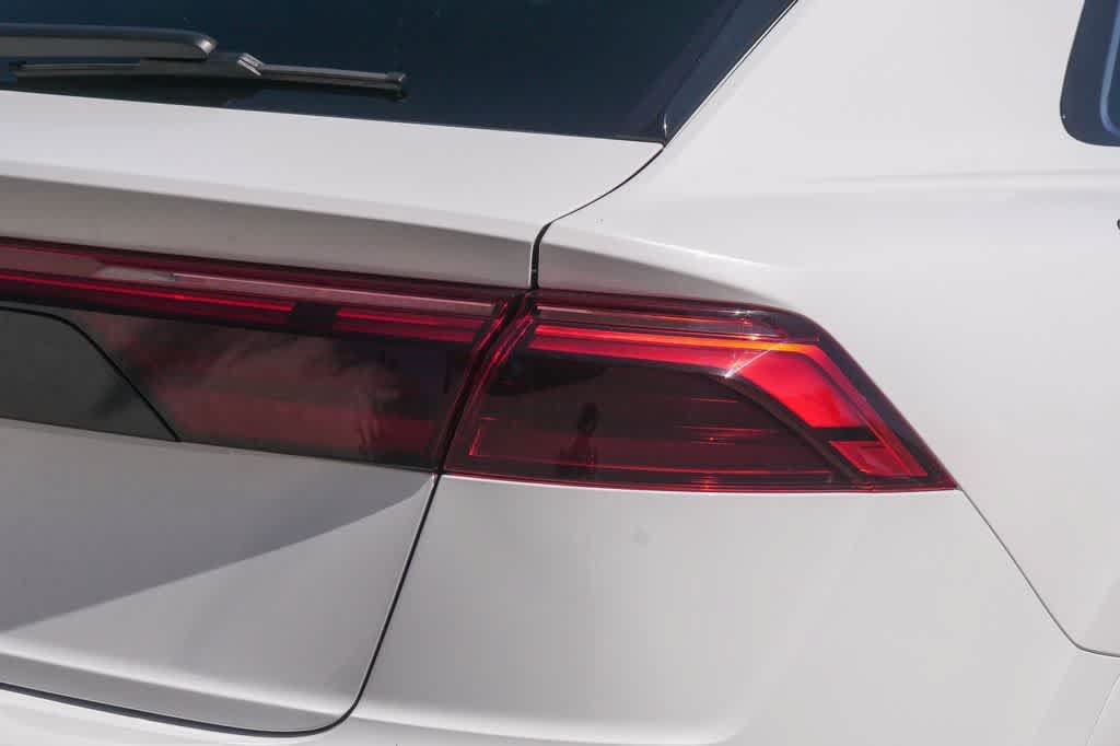 Used 2023 Audi Q8 Premium Plus w/ Premium Plus Package AWD/4WD image 10