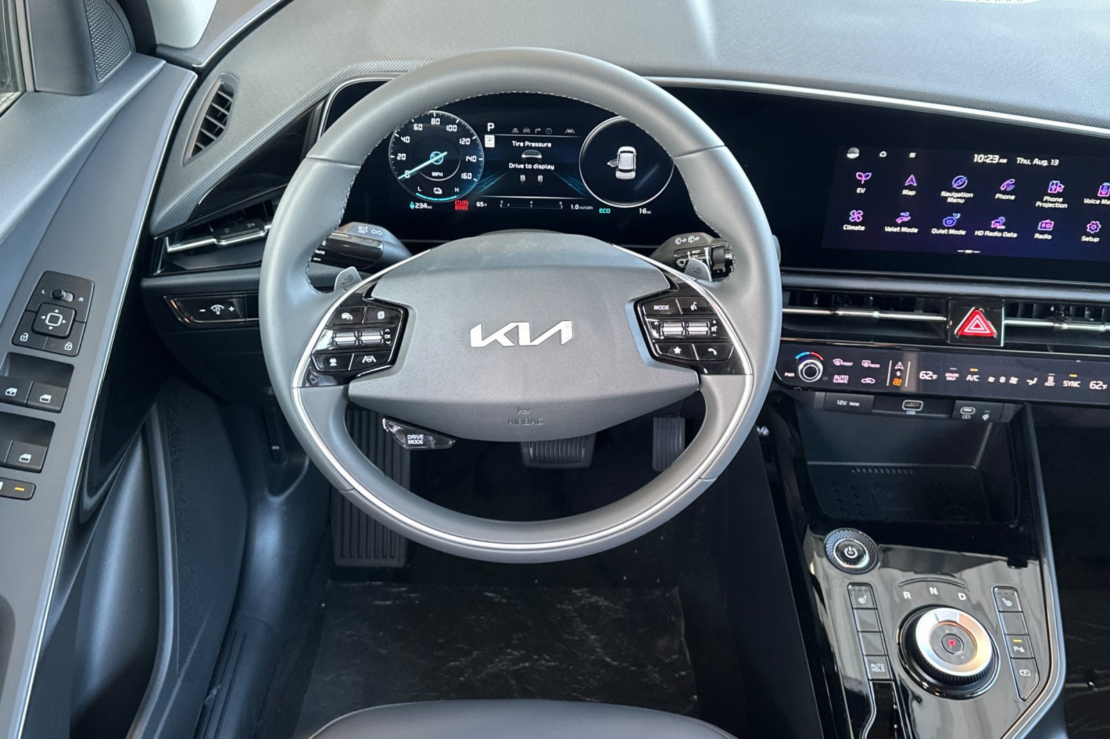 New 2026 Kia Niro Wind FWD image 14