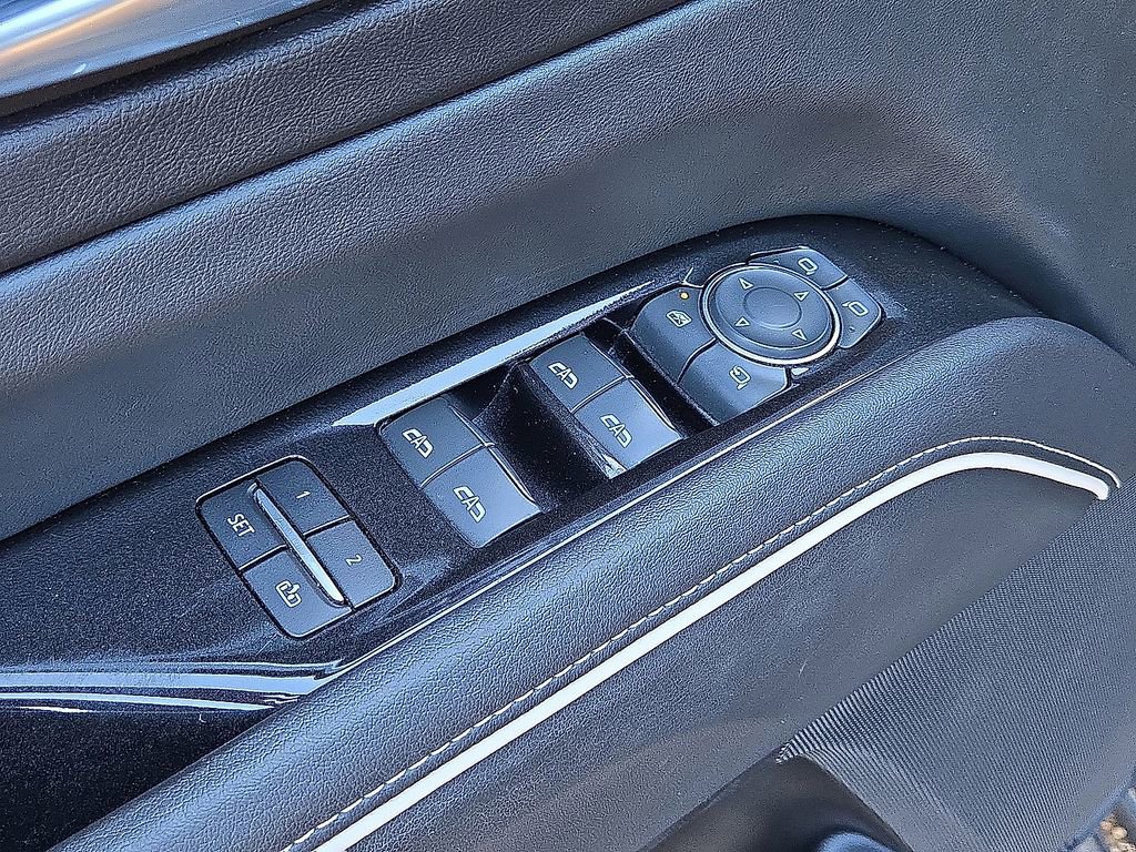 Used 2021 Cadillac Escalade Sport w/ Driver Assist Tech Package image 20