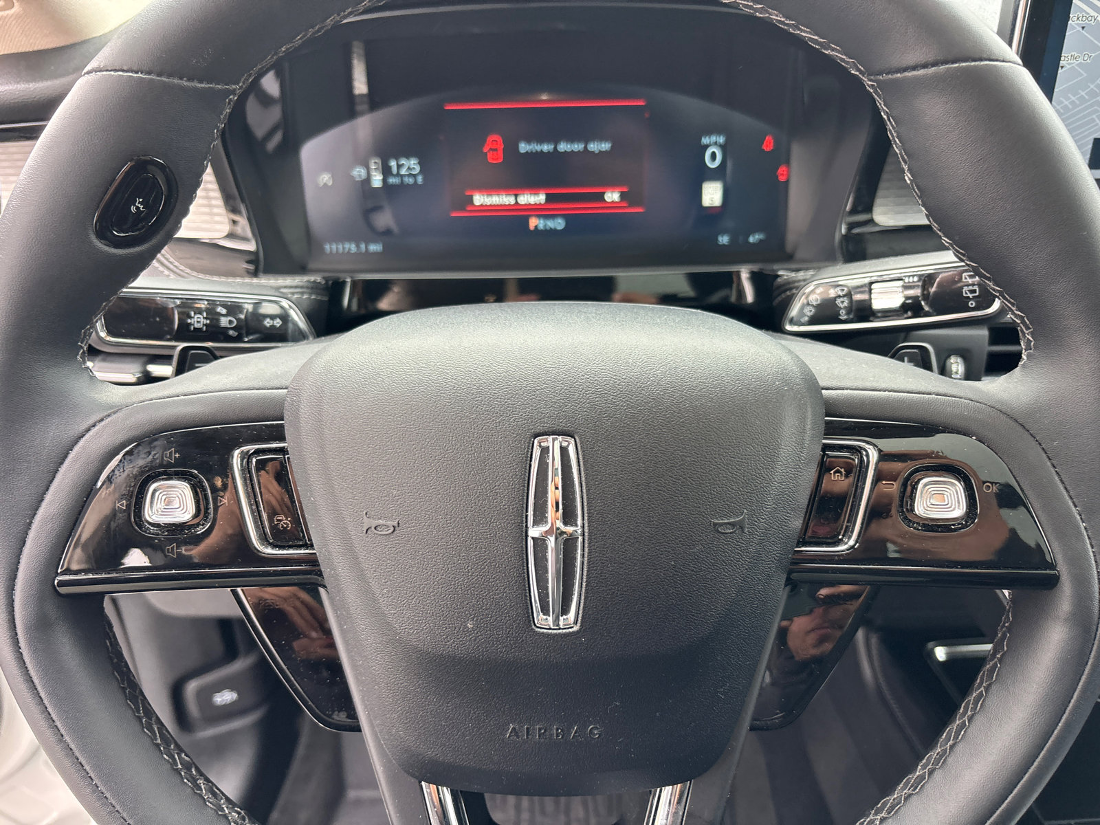 Certified 2024 Lincoln Corsair AWD w/ Equipment Group 101A image 16