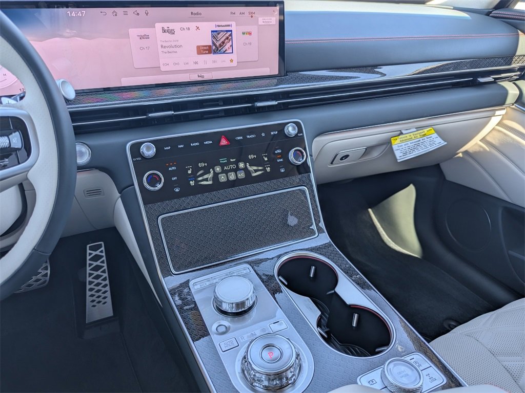 Used 2025 Genesis GV80 3.5T e-SC image 19