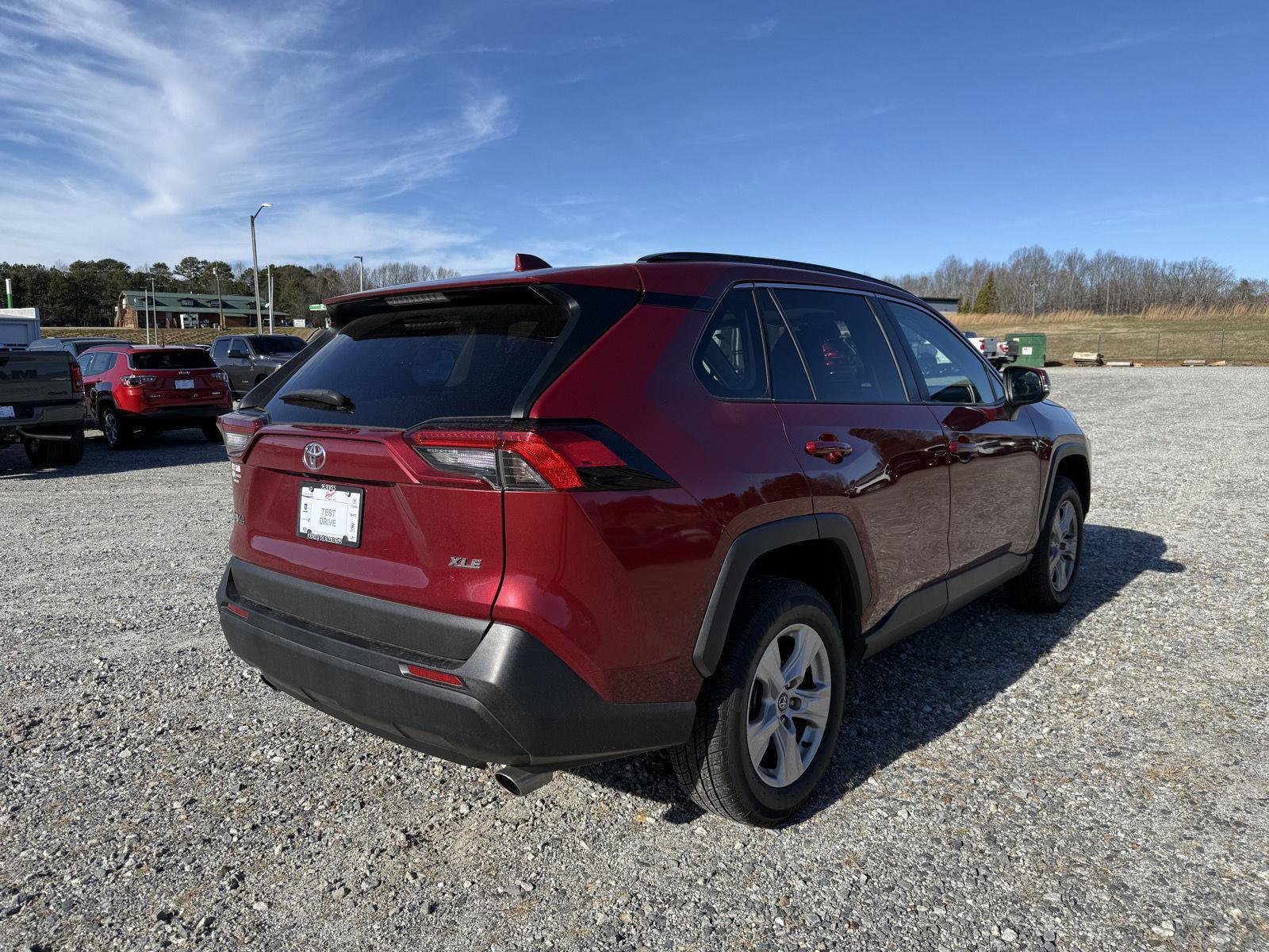 Used 2020 Toyota RAV4 XLE image 5