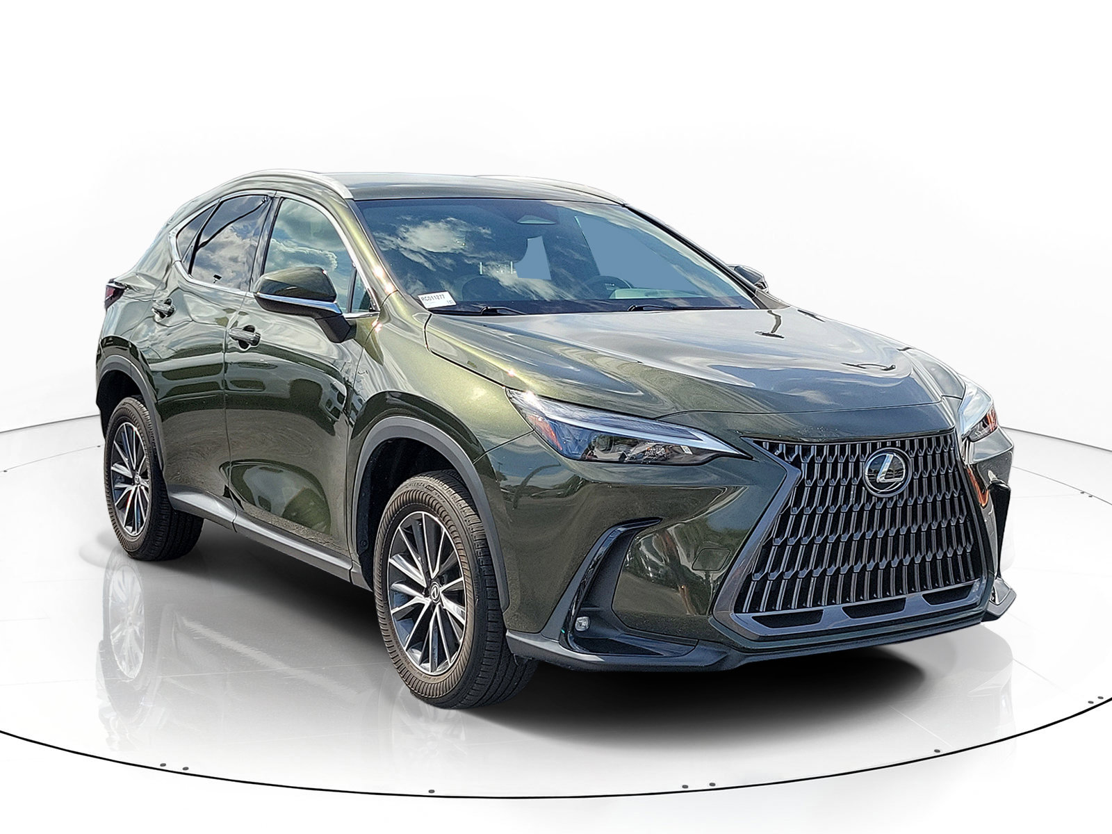 Used 2024 Lexus NX 250 FWD w/ Towing Package (2000 Lbs) image 3