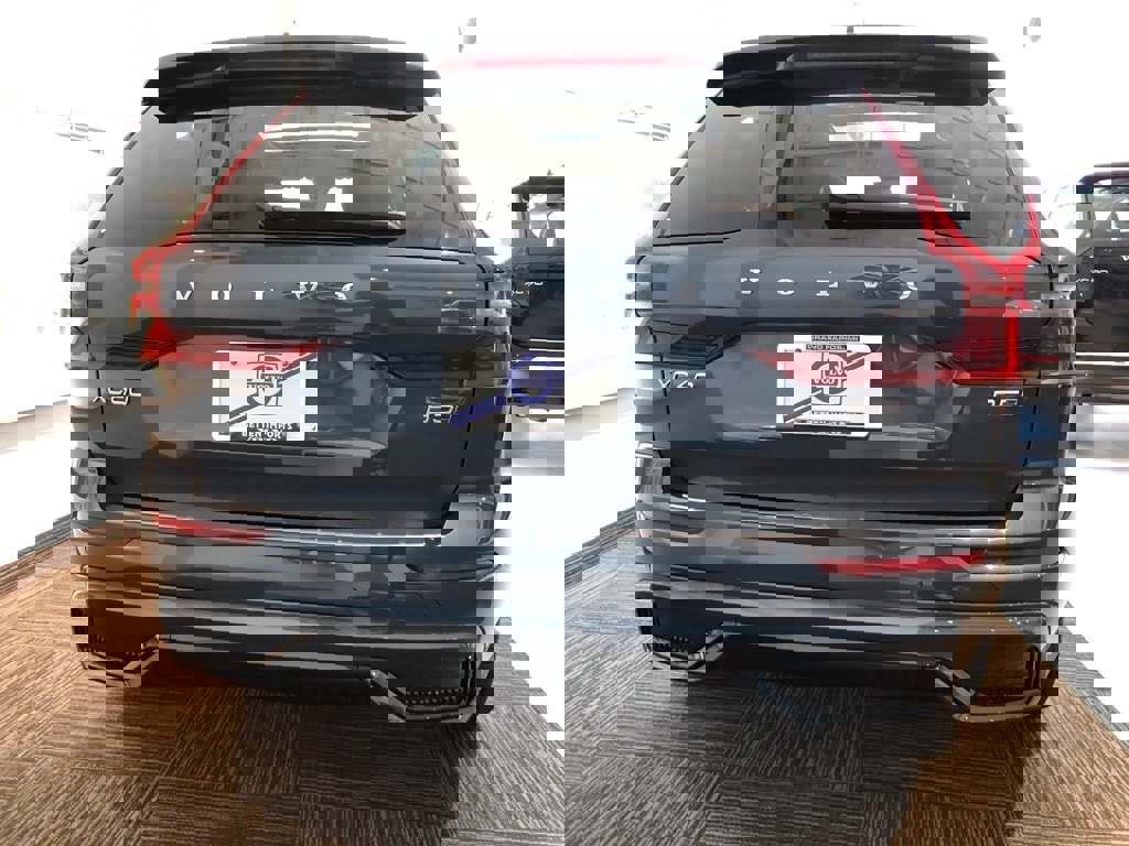 New 2026 Volvo XC60 B5 Ultra w/ Protection Package Premier image 5