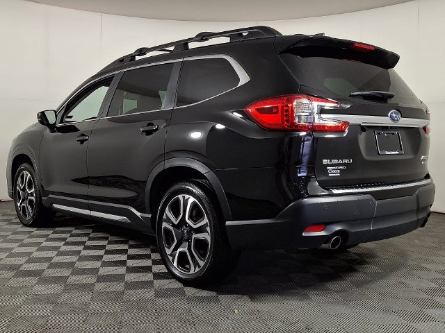 Used 2024 Subaru Ascent Limited w/ Technology Package AWD/4WD image 7