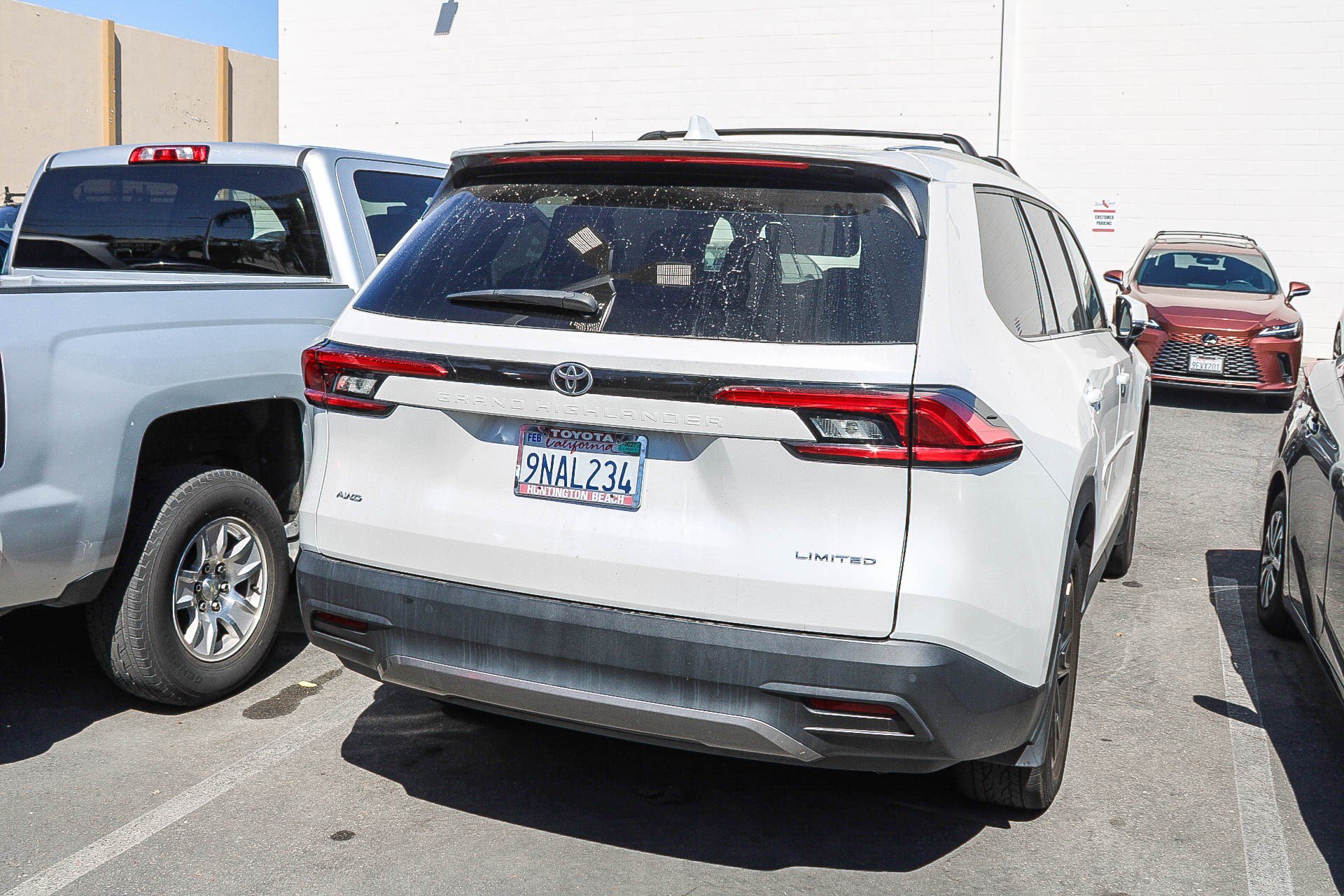 Used 2024 Toyota Grand Highlander AWD image 7