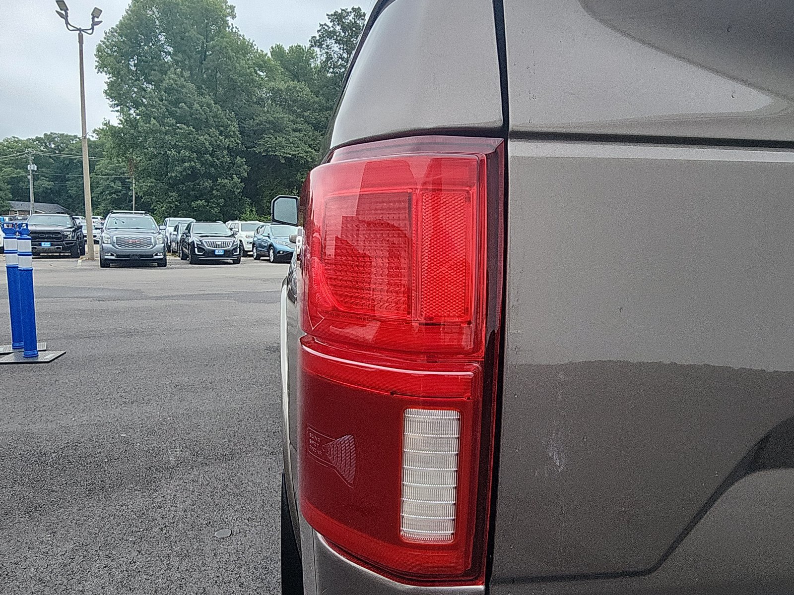 Used 2020 Ford F150 Lariat AWD/4WD image 13
