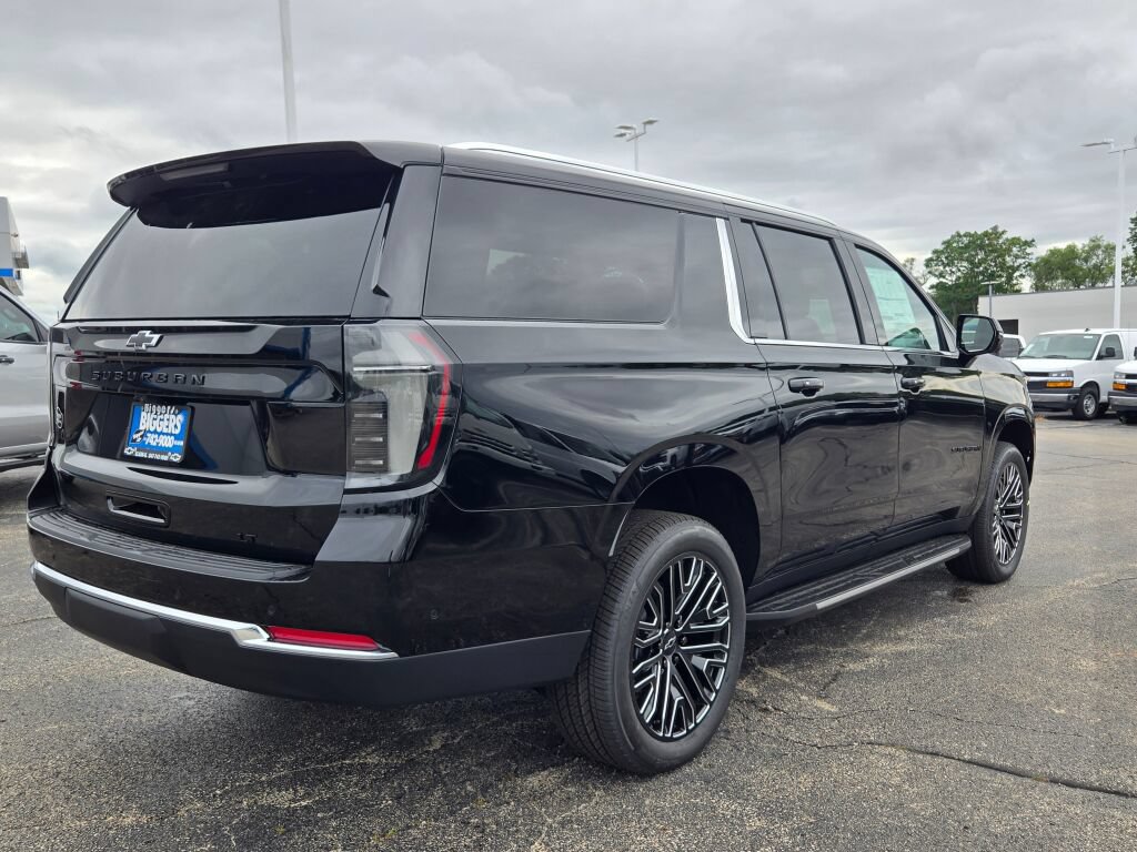 New 2026 Chevrolet Suburban LT w/ Comfort Package AWD/4WD image 14