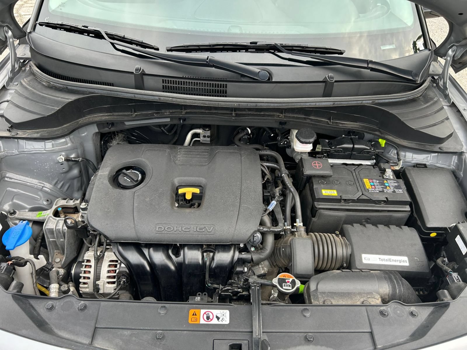 Used 2025 Kia Soul LX w/ LX Technology Package FWD image 26