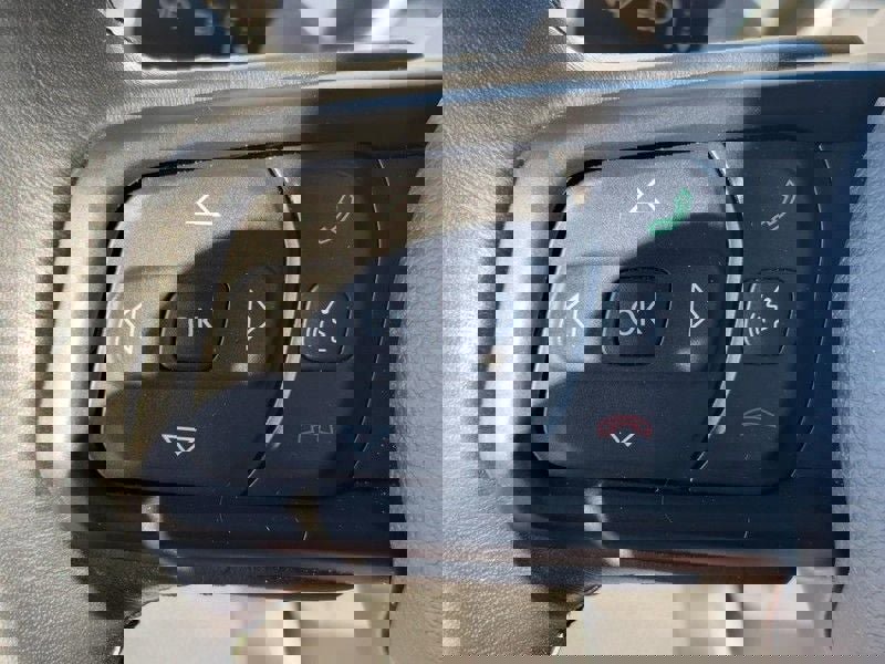 Used 2021 Jeep Gladiator Sport image 17