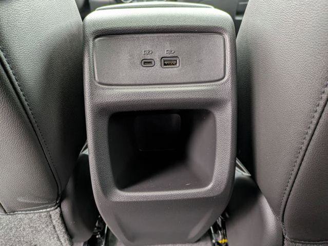New 2026 Chevrolet Trax RS w/ Sunroof Package FWD image 22
