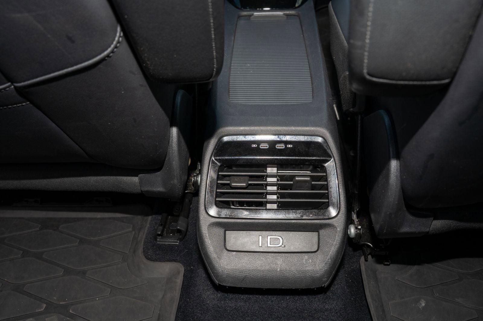 Used 2021 Volkswagen ID.4 Pro S image 19