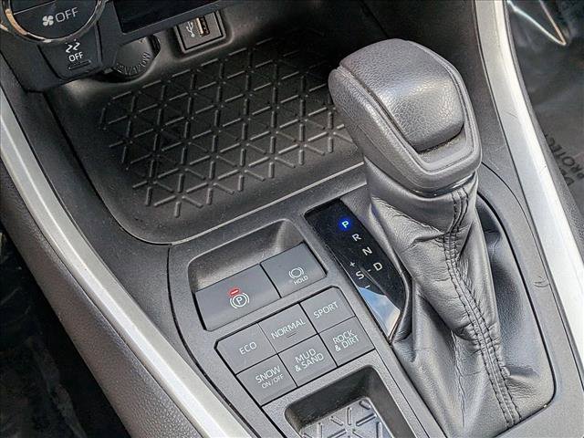 Used 2023 Toyota RAV4 XLE image 12