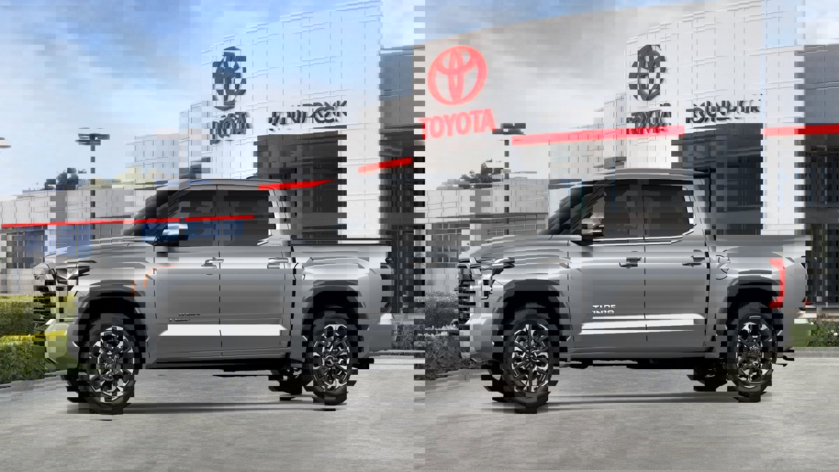 New 2026 Toyota Tundra Limited image 3