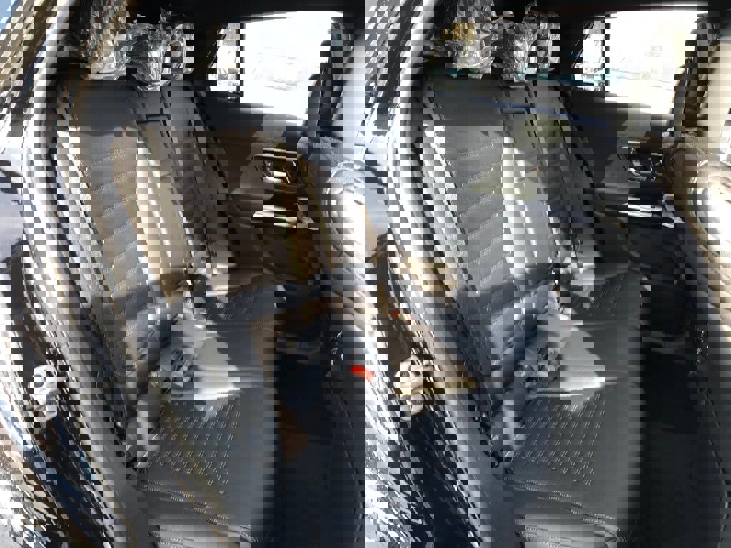 New 2026 Mercedes-Benz GLC 300 4MATIC image 36