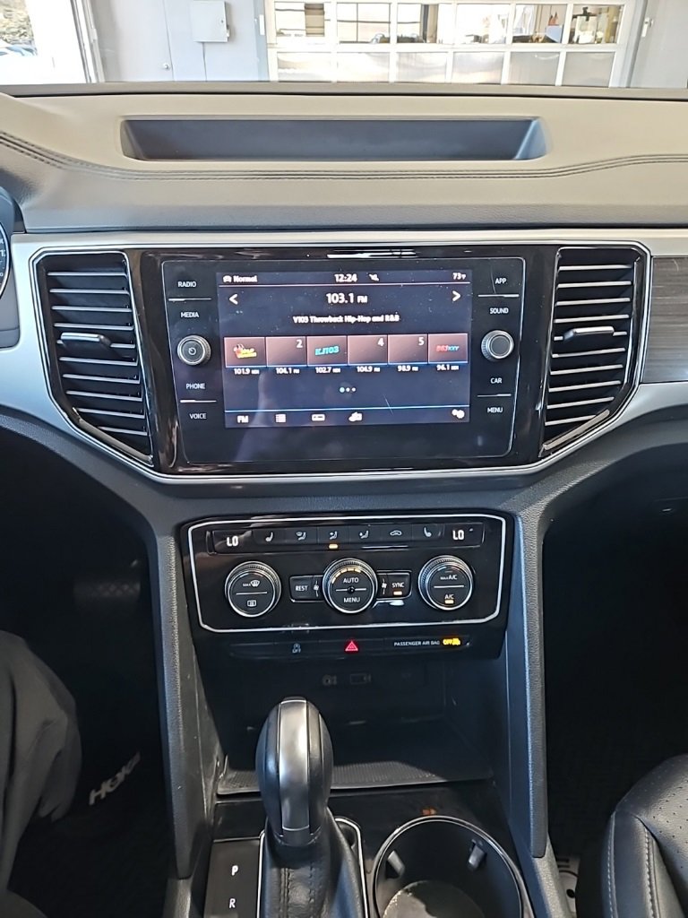 Used 2018 Volkswagen Atlas SEL image 34