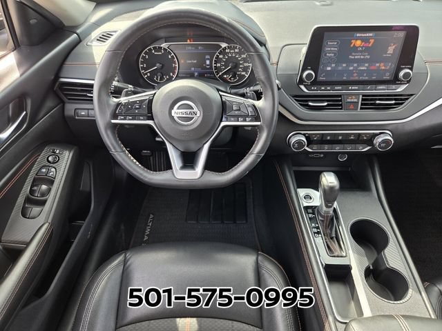 Used 2021 Nissan Altima 2.5 SR w/ SR Premium Package FWD image 13