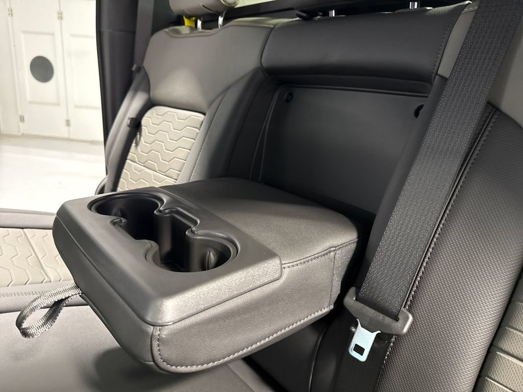 New 2026 Chevrolet Silverado 2500 ZR2 w/ LPO, Dark Essentials Package AWD/4WD image 43
