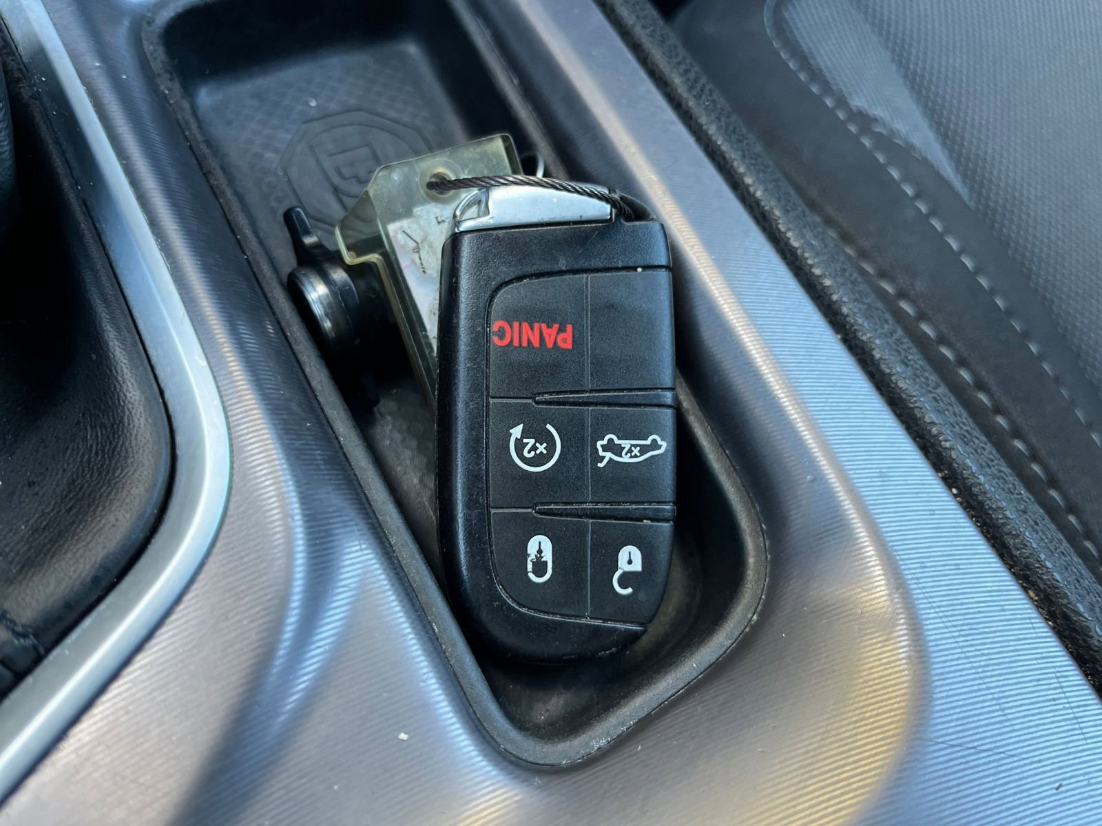 Used 2022 Dodge Charger SXT image 22