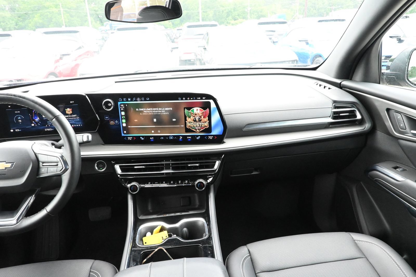 Used 2025 Chevrolet Traverse LT FWD image 31