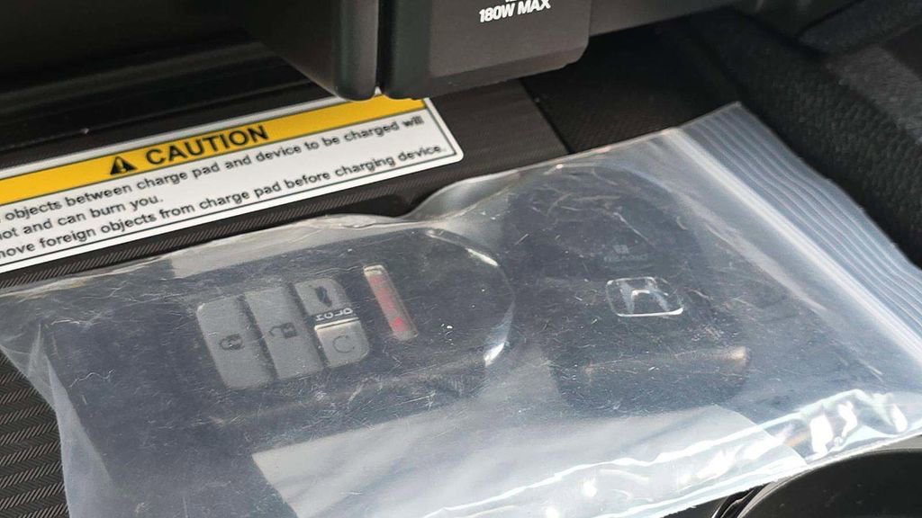 Used 2019 Honda Pilot Elite image 21