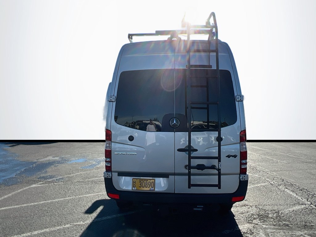 Used 2018 Mercedes-Benz Sprinter 2500 image 9