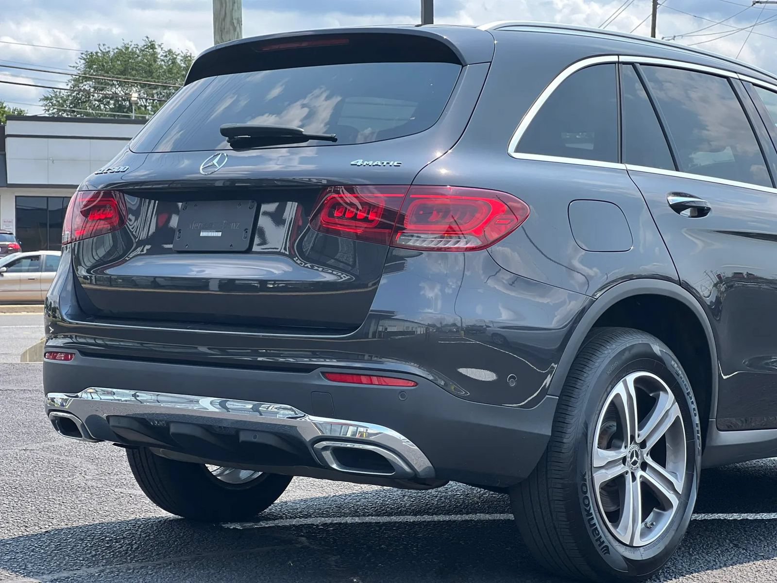 Used 2021 Mercedes-Benz GLC 300 4MATIC w/ Driver Assistance Package image 2