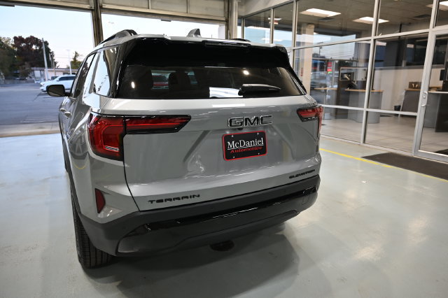New 2027 GMC Terrain Elevation w/ Elevation Premium Package FWD image 6