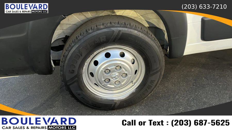 Used 2021 RAM ProMaster 2500 w/ Convenience Group FWD image 35